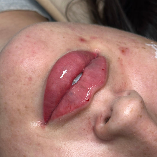 Dual Course - Pathway into Aesthetics & Foundation Aesthetics Courses